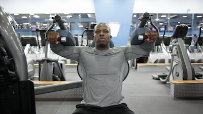 Machine Lateral Raise 3